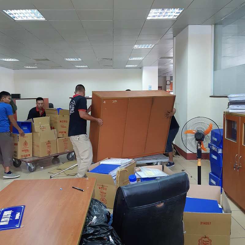 Bạn có thể dựa vào tuổi của lãnh đạo để chọn ra ngày tốt chuyển nhà