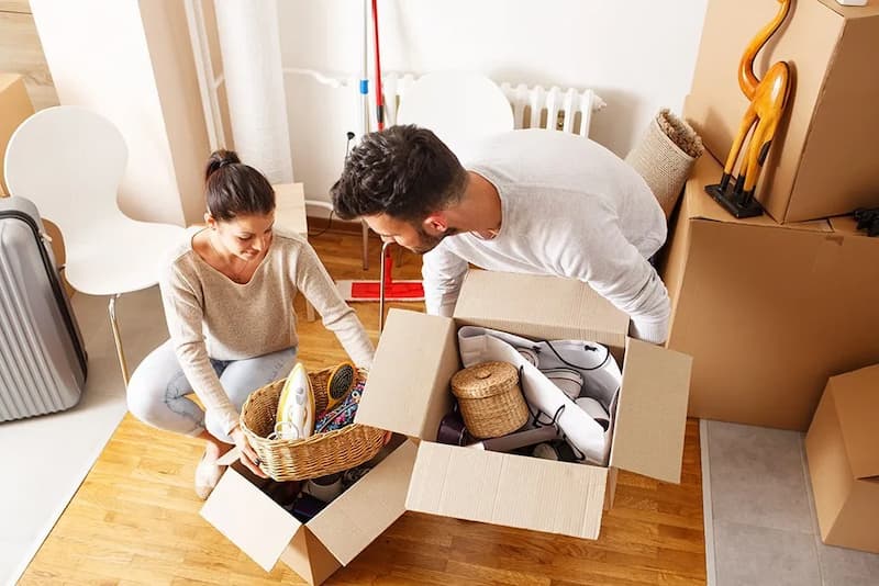 Cần chuyển đồ vào nhà mới khi hợp đồng thuê nhà cũ đã hết hạn